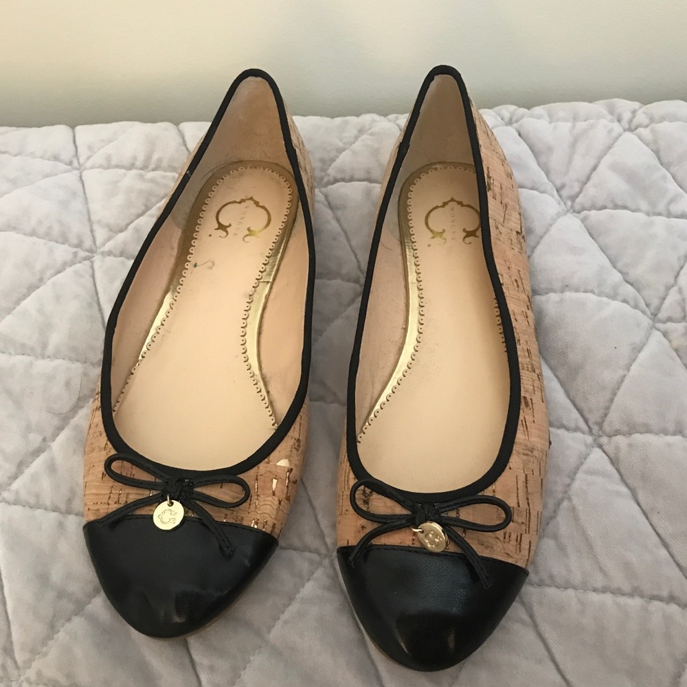 C. Wonder flats